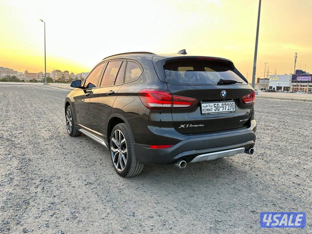 عداد ٥٤ ألف بي ام X1 موديل ٢٠٢١ كامل المواصفات صبغ وكالة1