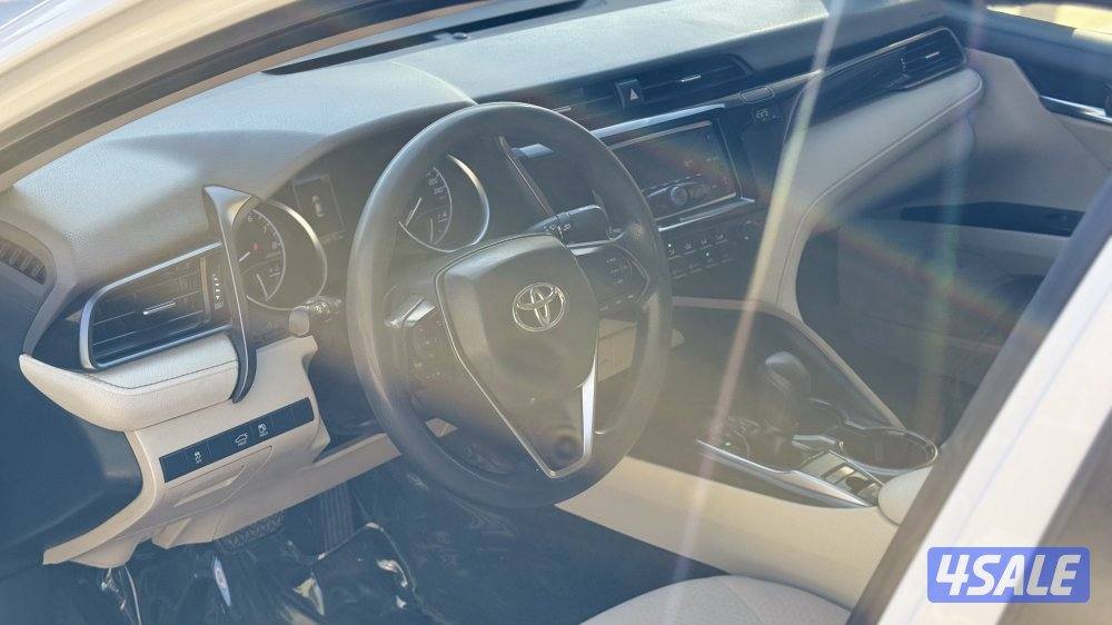 للبيع كامري ٢٠١٩6