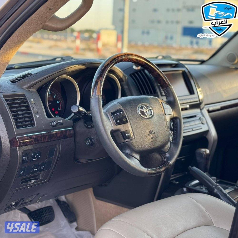 لاند كروزر VXR 20115