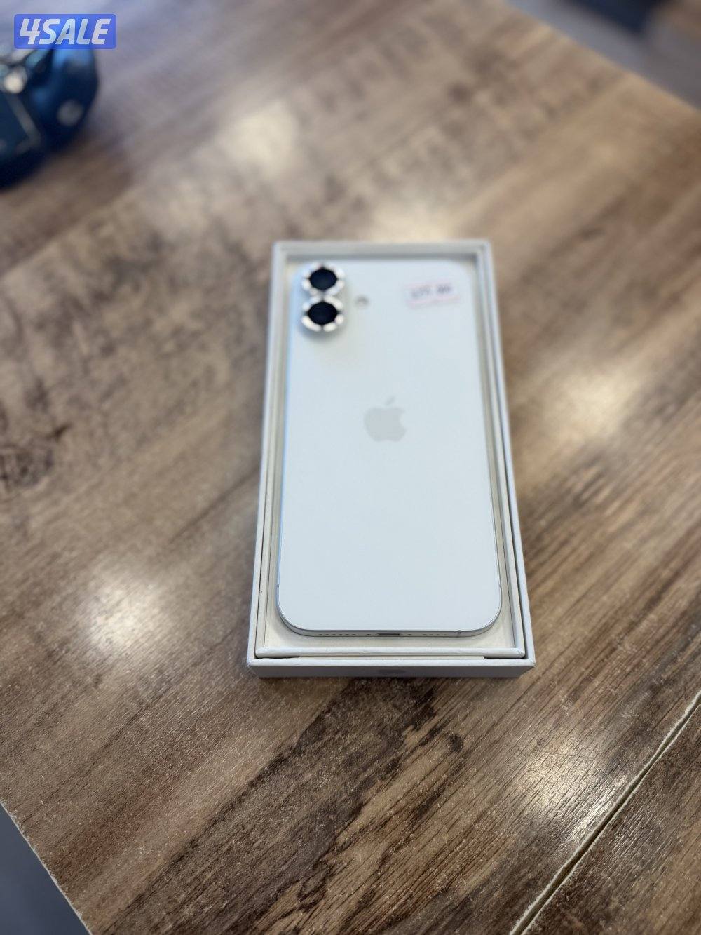 ايفون 16 بلاس كالجديد مع كفر وحماية بطارية100‎%‎ ولاخدش0