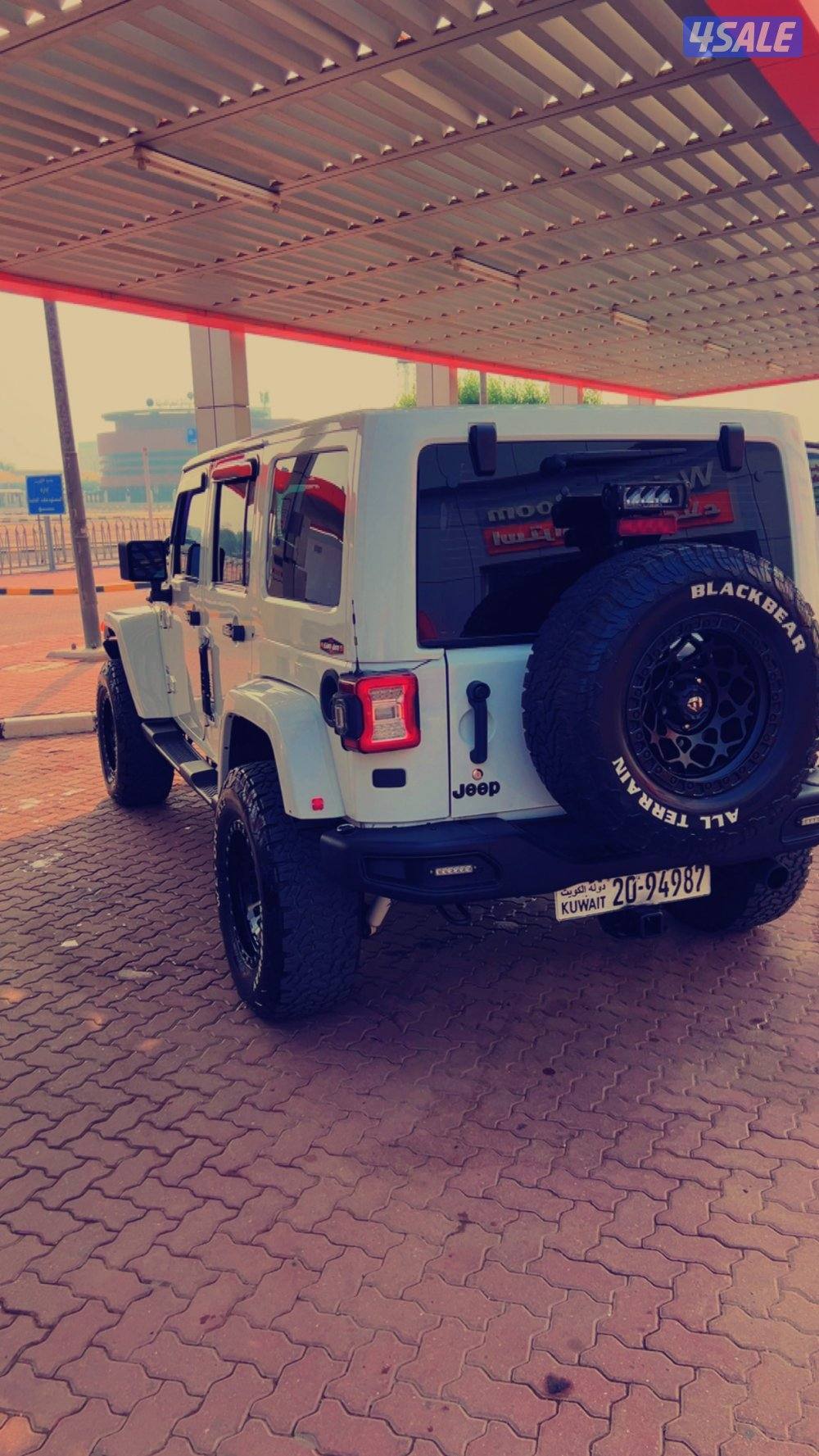 للبيع او البدل رانجلر 2013 شرط الفحص جير مكينه شاصي5