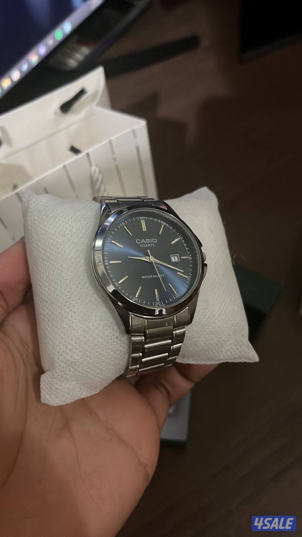 ساعه كاسيو اصليه جديده -ستانلس ستيل- سعر خاص اصليه 100%5