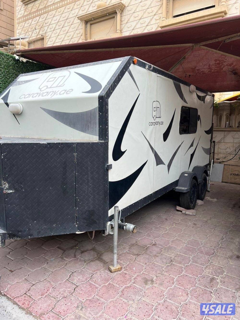 للبيع كرنفال 2024 نظيف جداً3