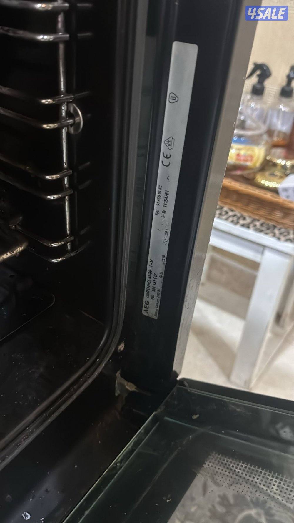 فرن كهرباء ماركة الماني competence AEG12