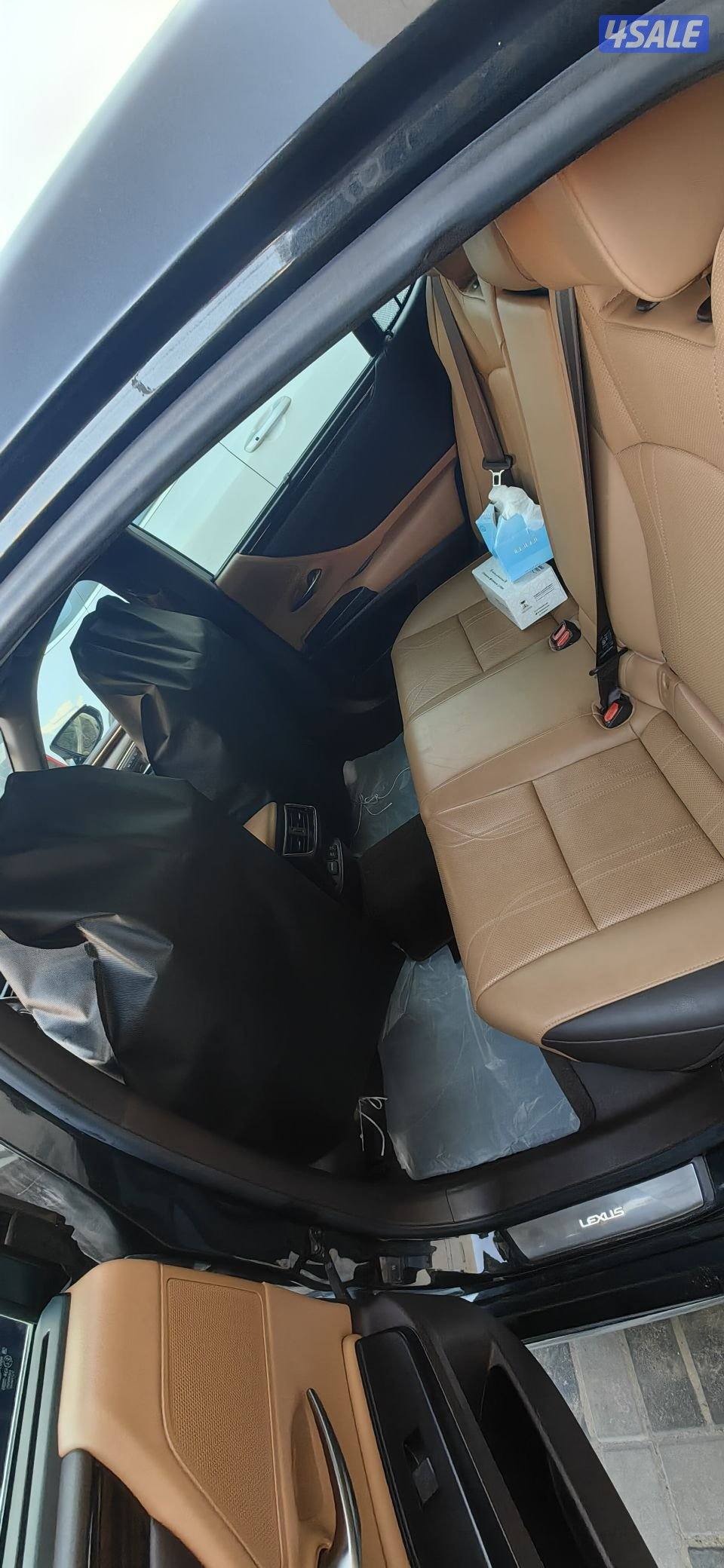 لكزس ٢٠١٩ es350 قابل للمساومه بالمعقول3