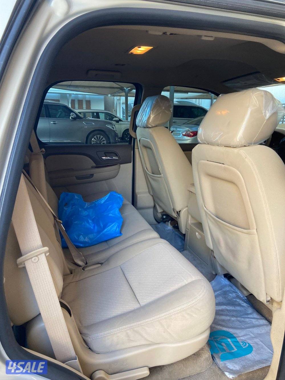 للبيع يوكن مديل ٢٠١٠ صبغ الوكاله. عداد ٣١٢والصامل مانقصر معاه7