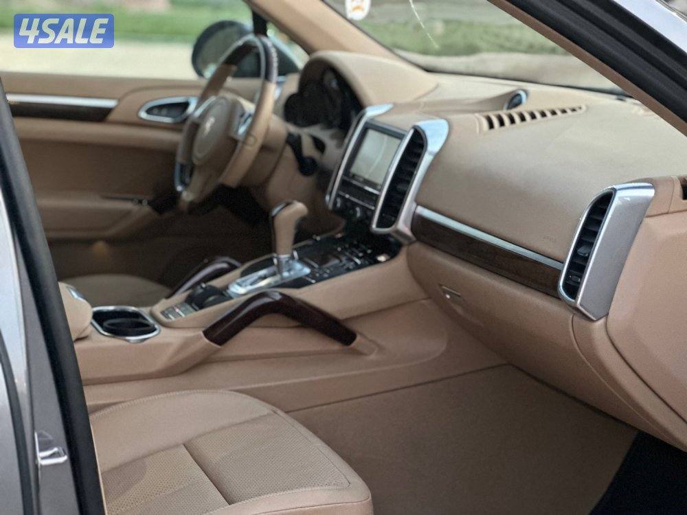 للبيع بورش كايين ماشي ١٣٨ الف كيلو4