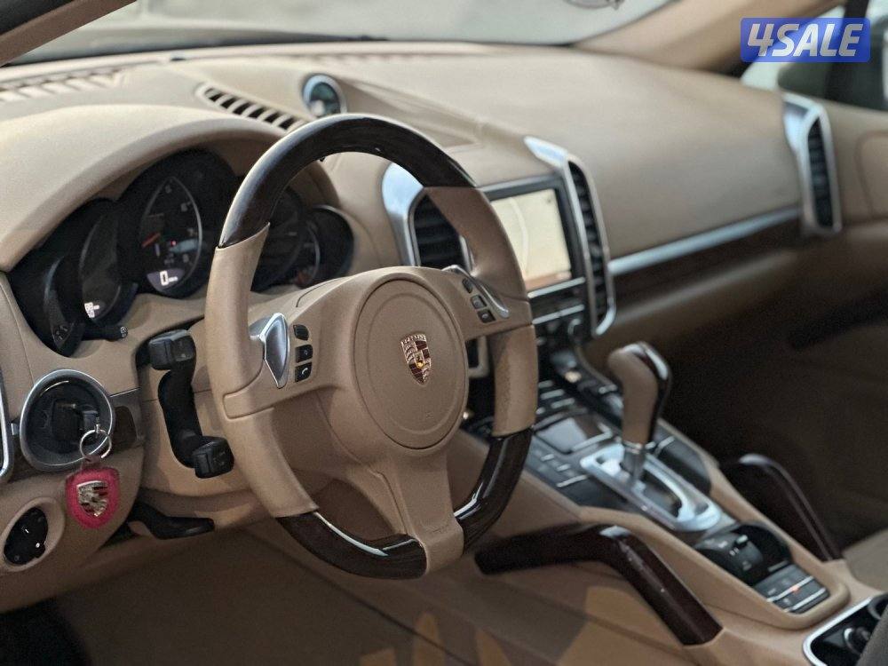 للبيع بورش كايين ماشي ١٣٨ الف كيلو7