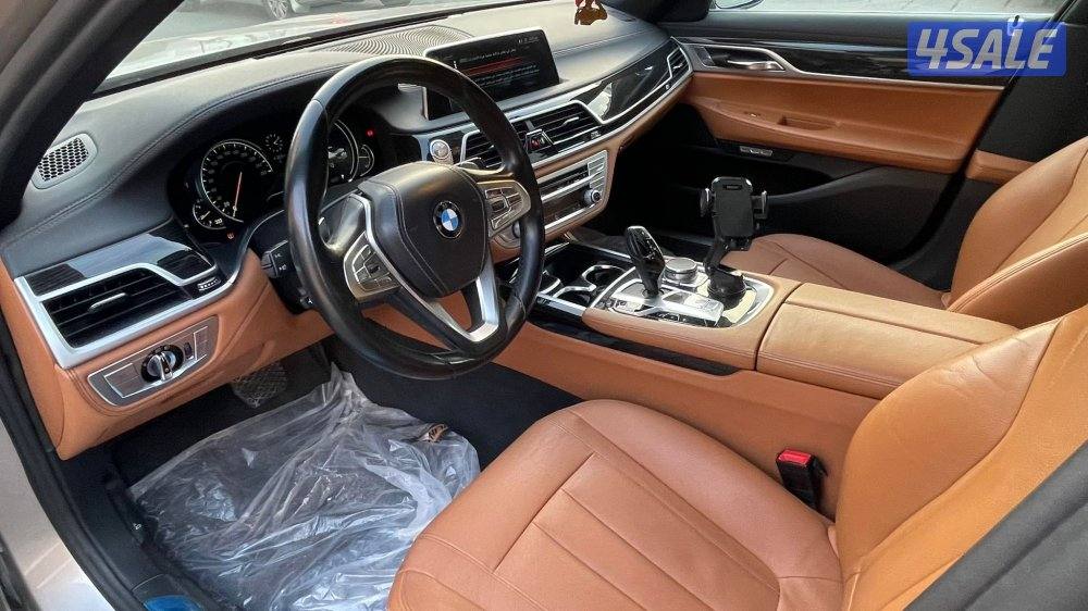 للبيع  او للبدل مع جيب بي ام 740 Il4