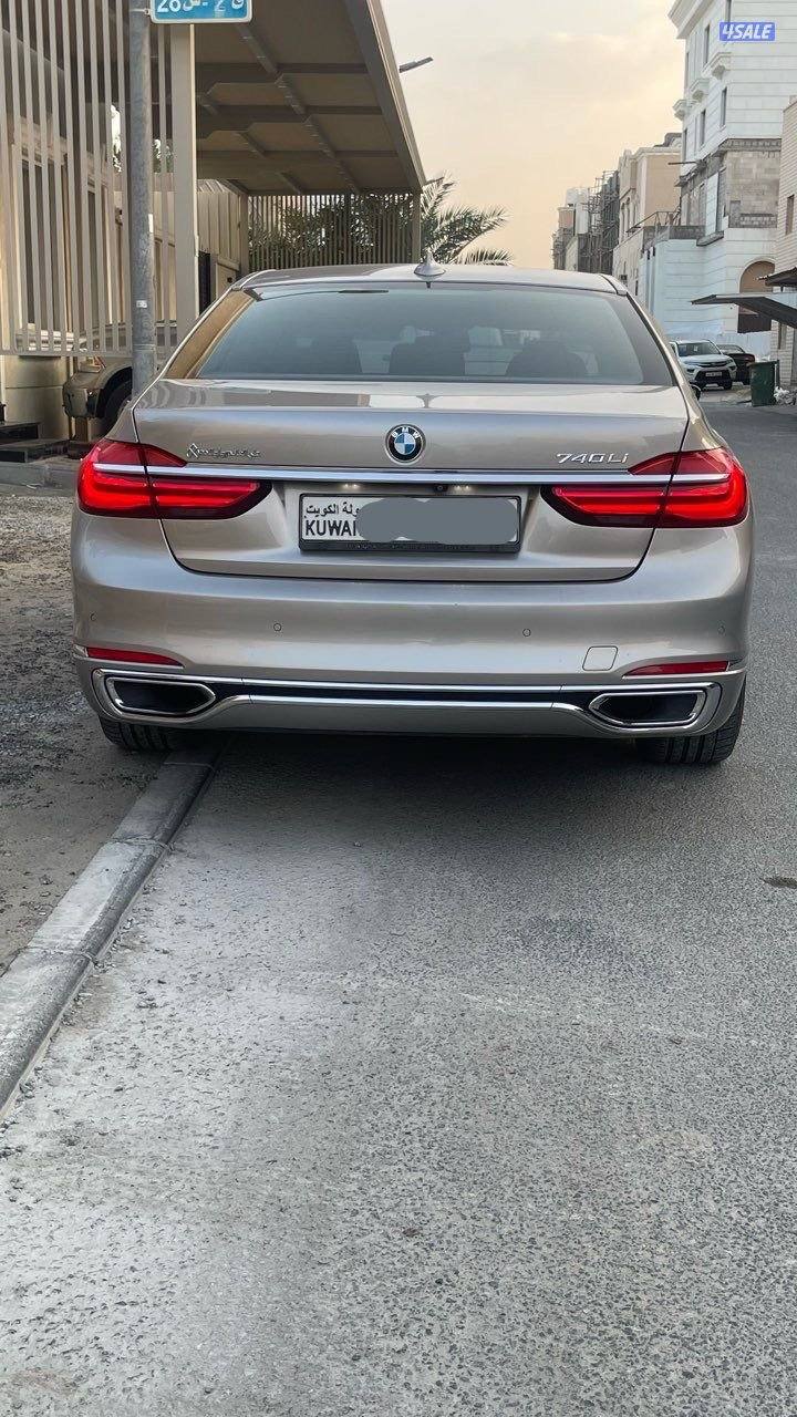 للبيع  او للبدل مع جيب بي ام 740 Il5