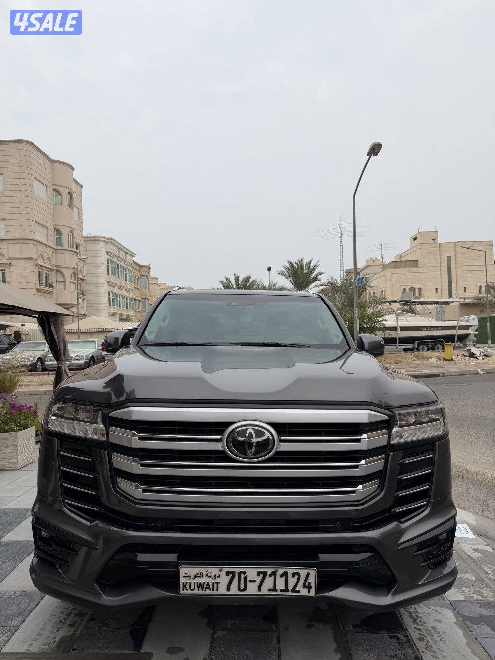 لاندكروزر AeroS Twin Turbo1