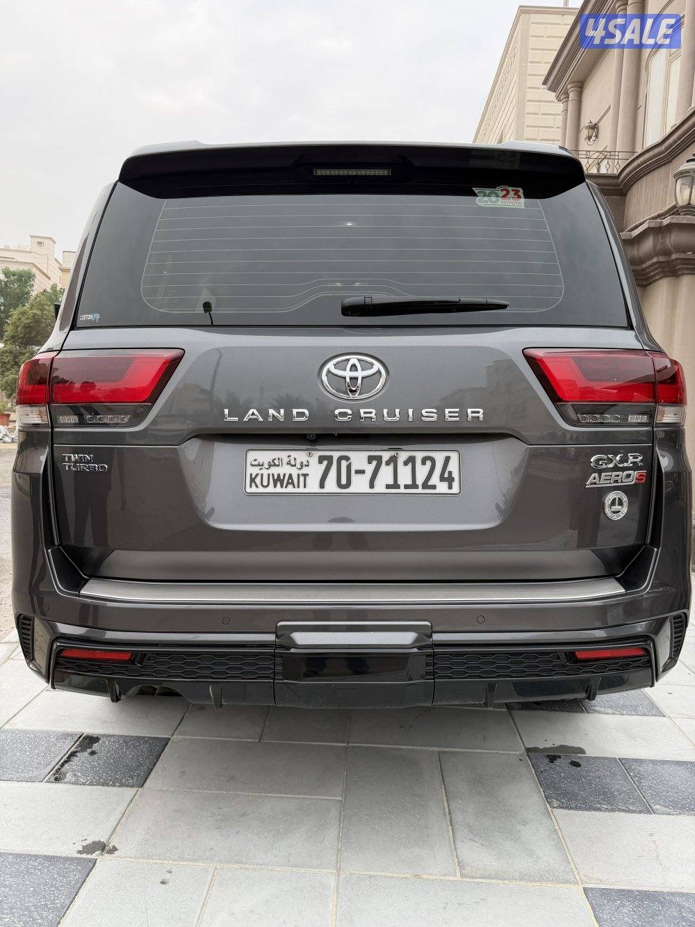 لاندكروزر AeroS Twin Turbo6