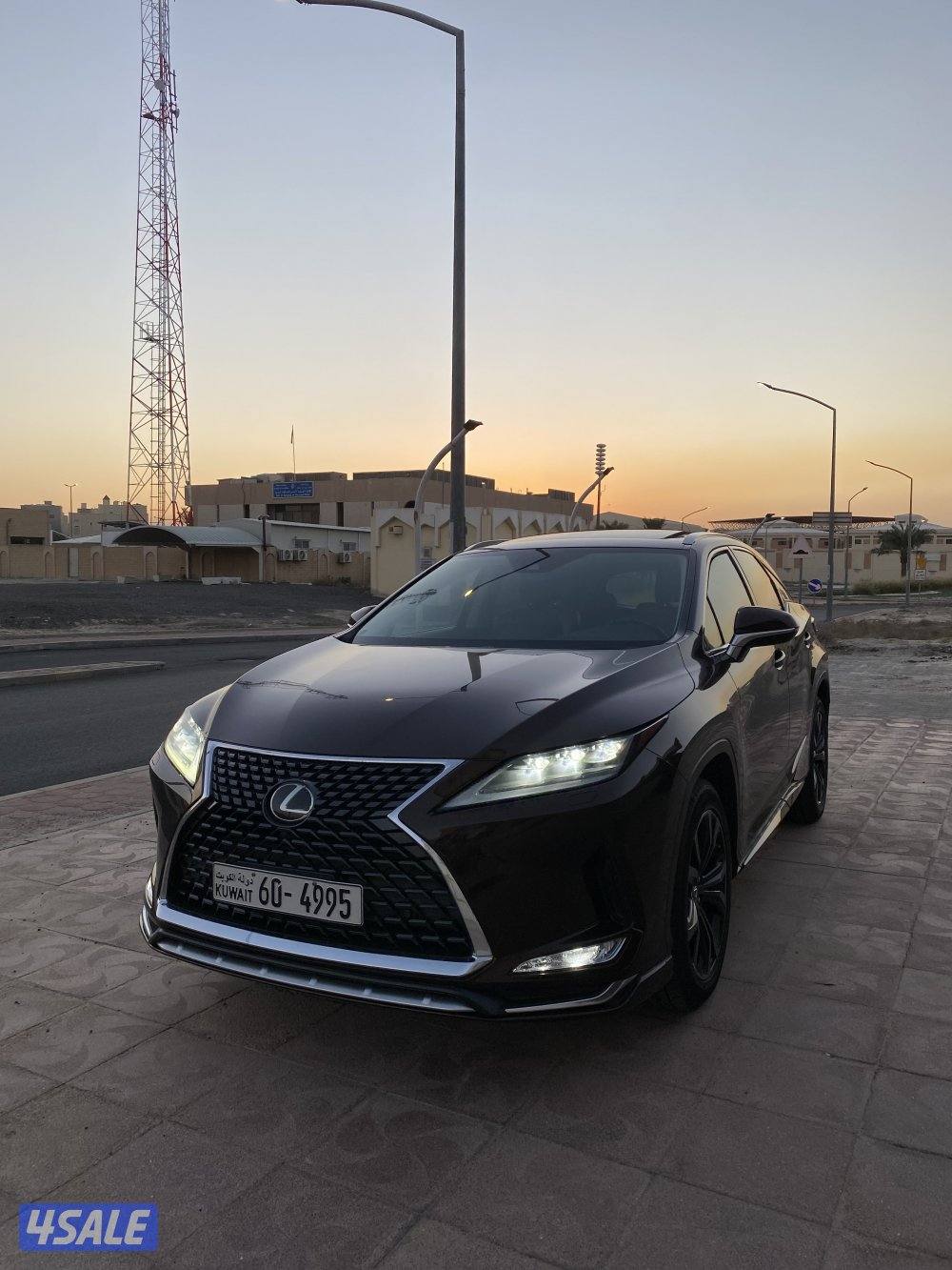 لكزس الفئة الأولى كامل مواصفات RX 20210