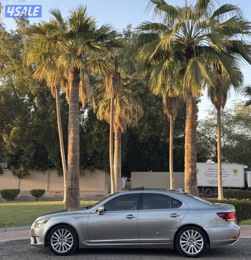 للبيع لكزس LS460 موديل 20151