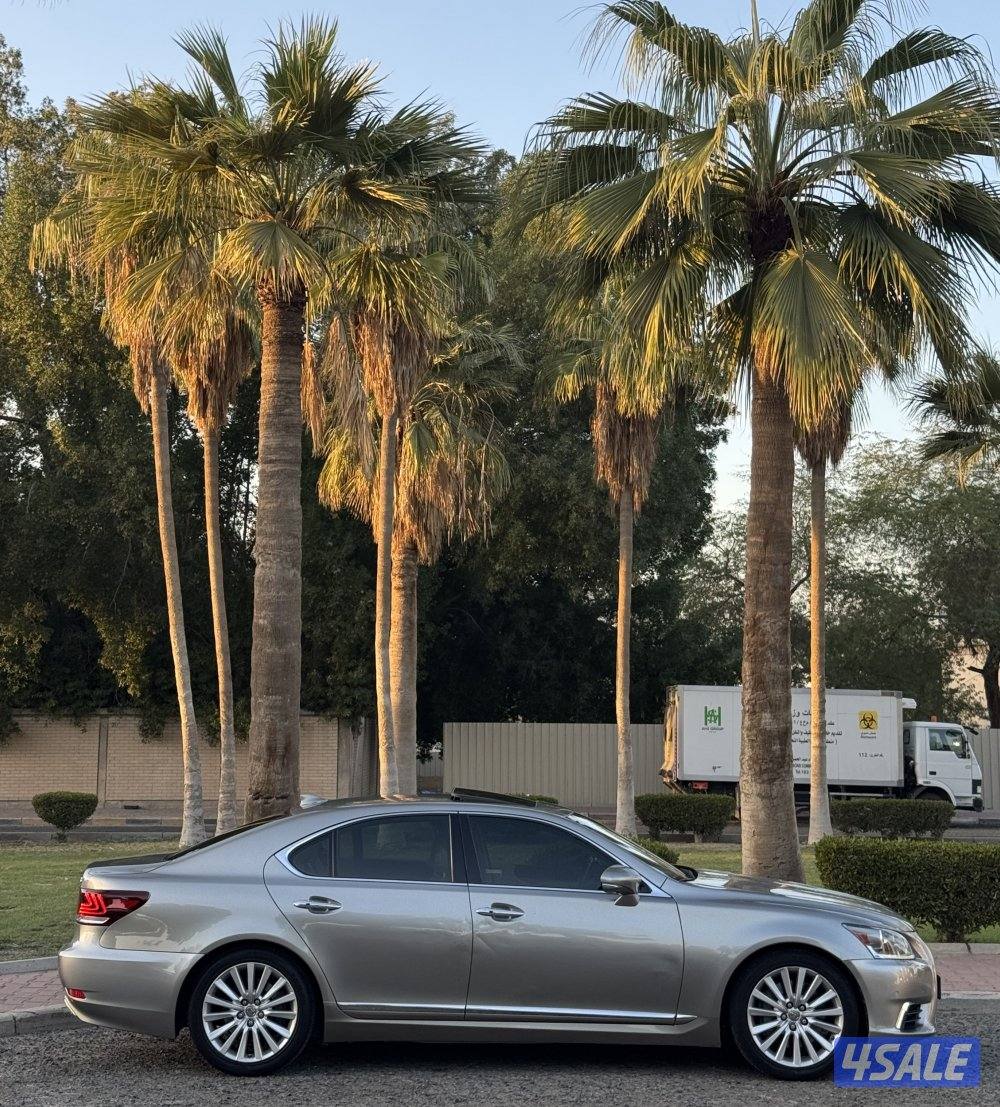 للبيع لكزس LS460 موديل 20155