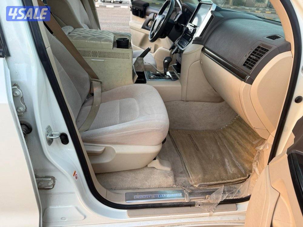 للبيع لاندكروزر 2019 قراند تورنق شرط الفحص ماشي 187 الف سيرفس منتظم با8