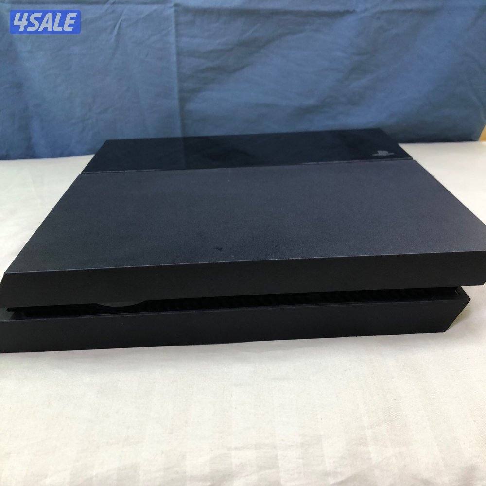 Ps4 500gb for sale. Price is fixed3