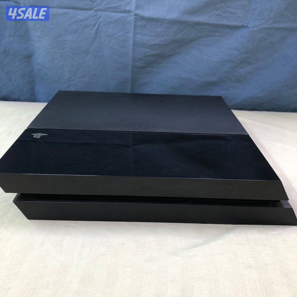 Ps4 500gb for sale. Price is fixed5