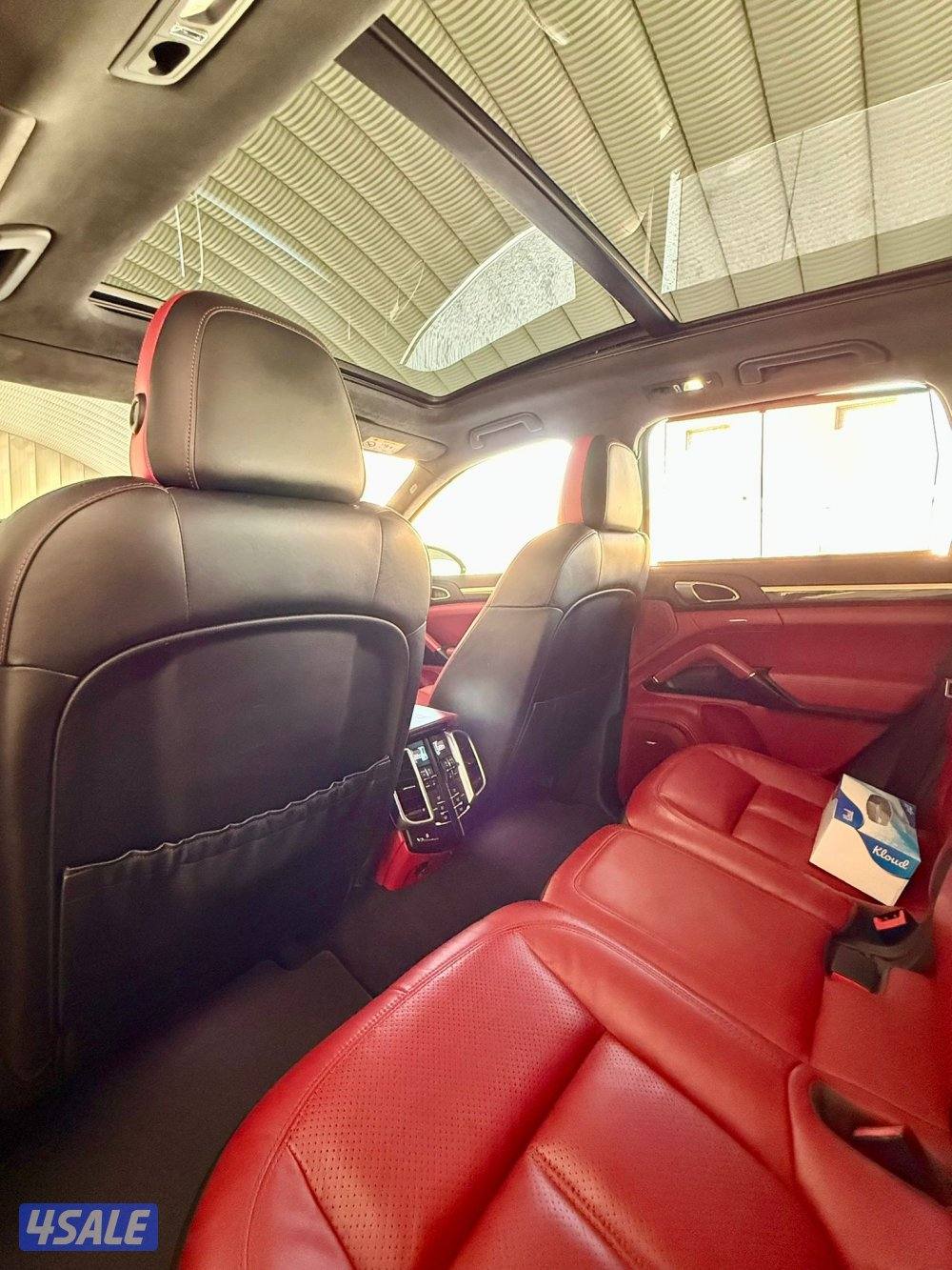 بورش كايين GTS ماشي 70 ألف موديل 20167