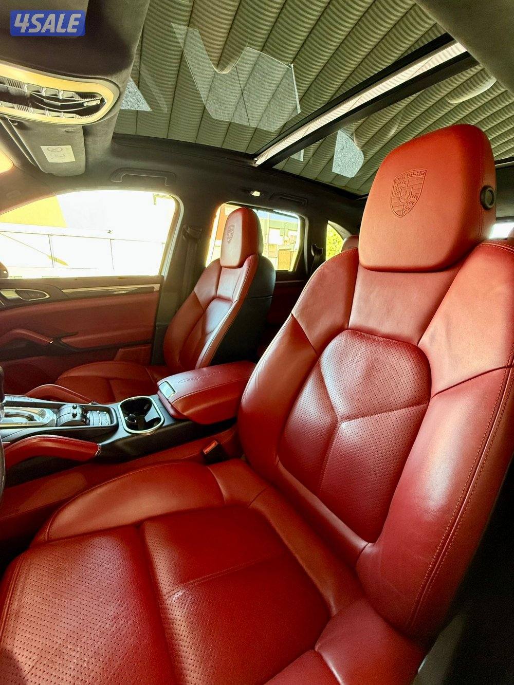 بورش كايين GTS ماشي 70 ألف موديل 20168