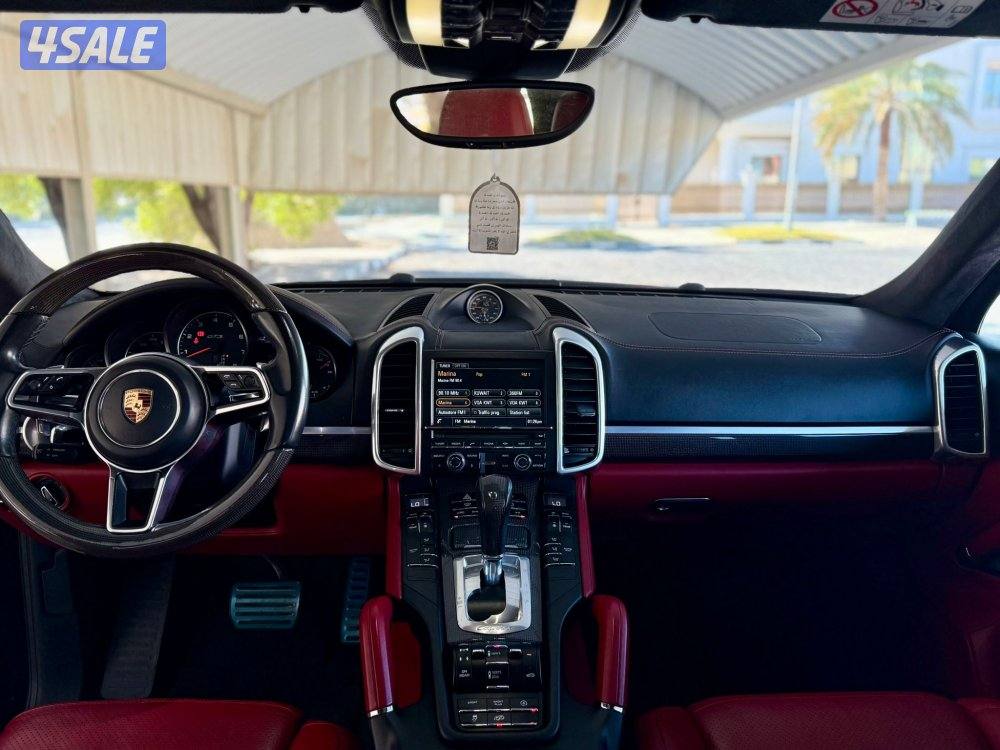 بورش كايين GTS ماشي 70 ألف موديل 201610