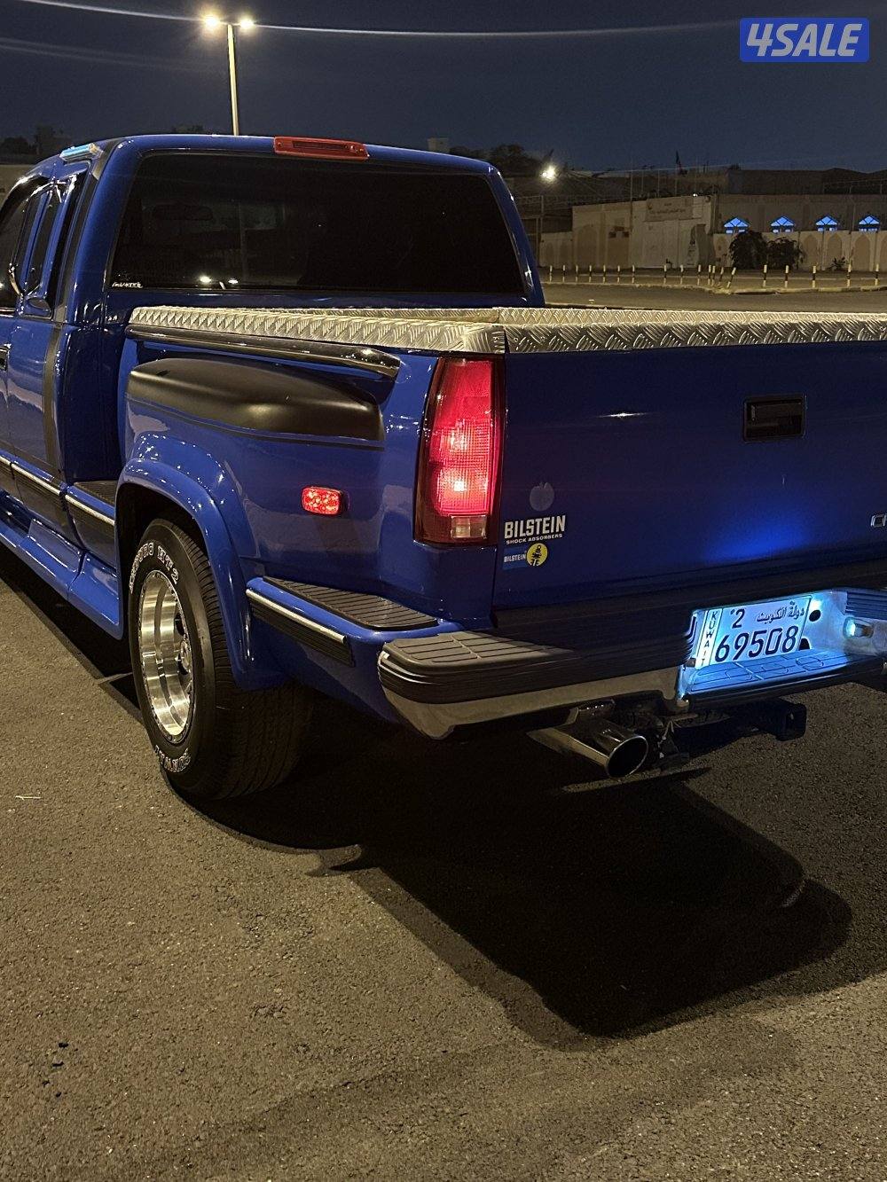 للبيع اوللبدل سلفرادو مع سلينق شوت مع دفع الفرق لكم3