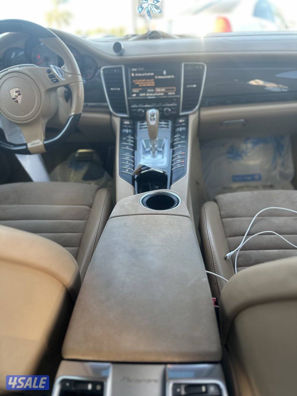 المالك الأول - صبغ الوكالة - Panamera GTS - full carbon fiber8