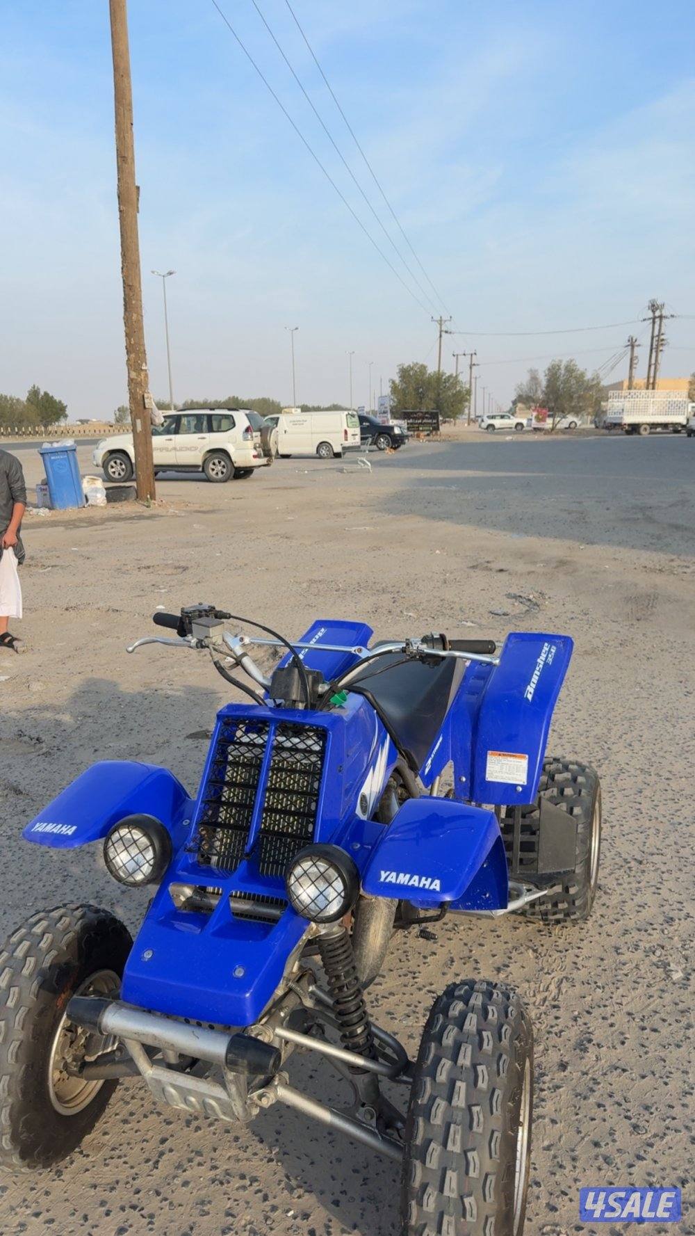 بانشي ٢٠٠٦ نضييف وكاله حرفيا شاصي ولا نقطه لحيم شوته وكاله هدرز فقط3