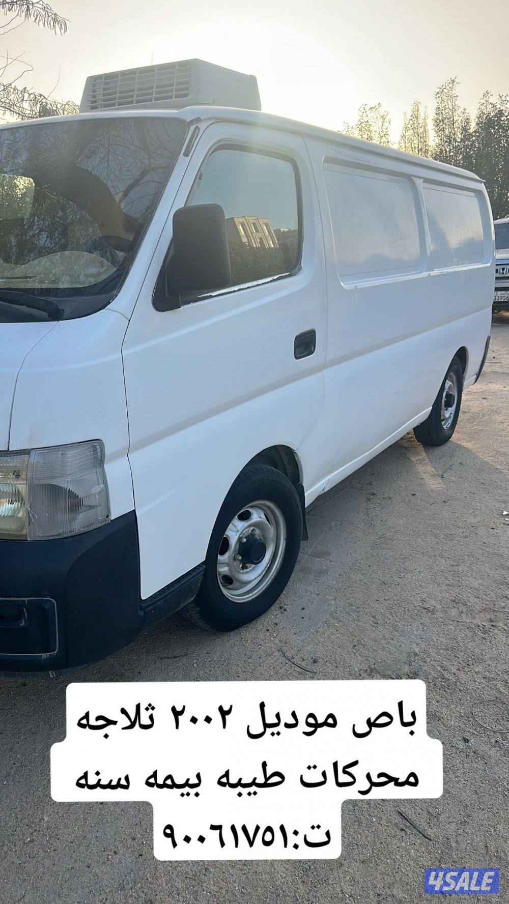 باص نيسان ٢٠٠٢1