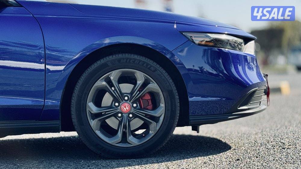 Honda Accord 2023 LX - Under Warranty2