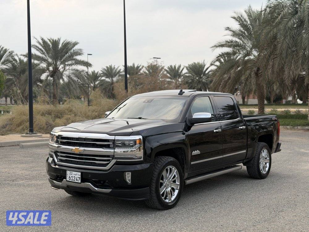 سلفرادو هاي كنتري موديل 2017 صبغ الوكاله الدرجة الاولى 6.2 دواسات كهرب0