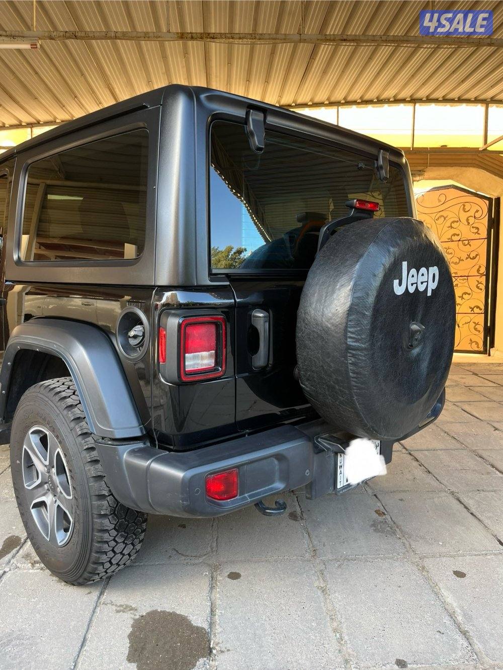 للبيع جيب رانجلر سبورت موديل 20235