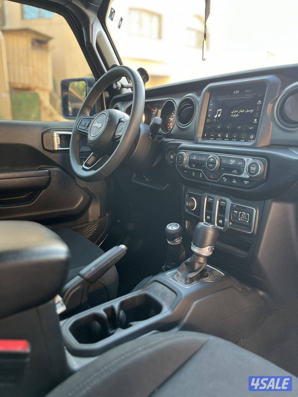 للبيع جيب رانجلر سبورت موديل 20239