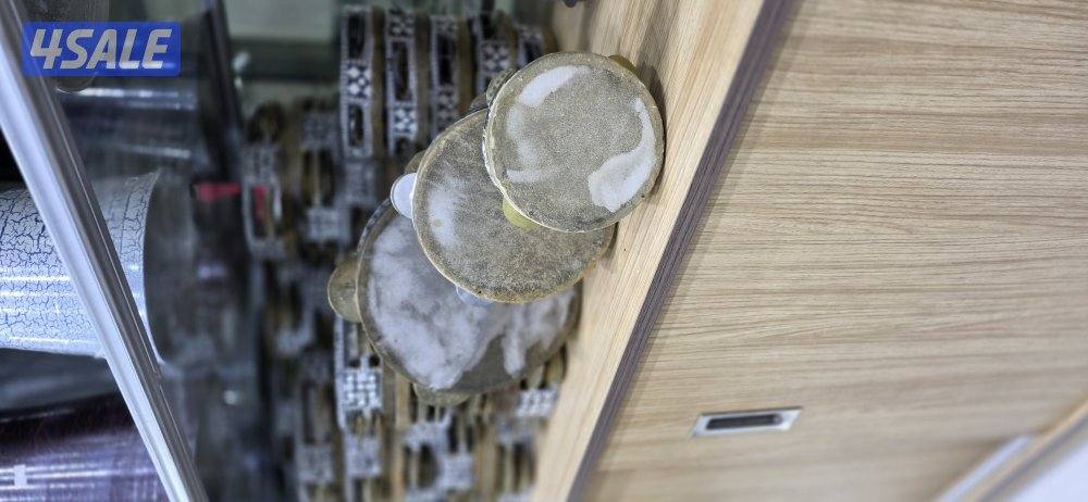 محل عود ومرواس حولي شارع بن خلدون مقابل ماكدونالدز بجوار المزيني2