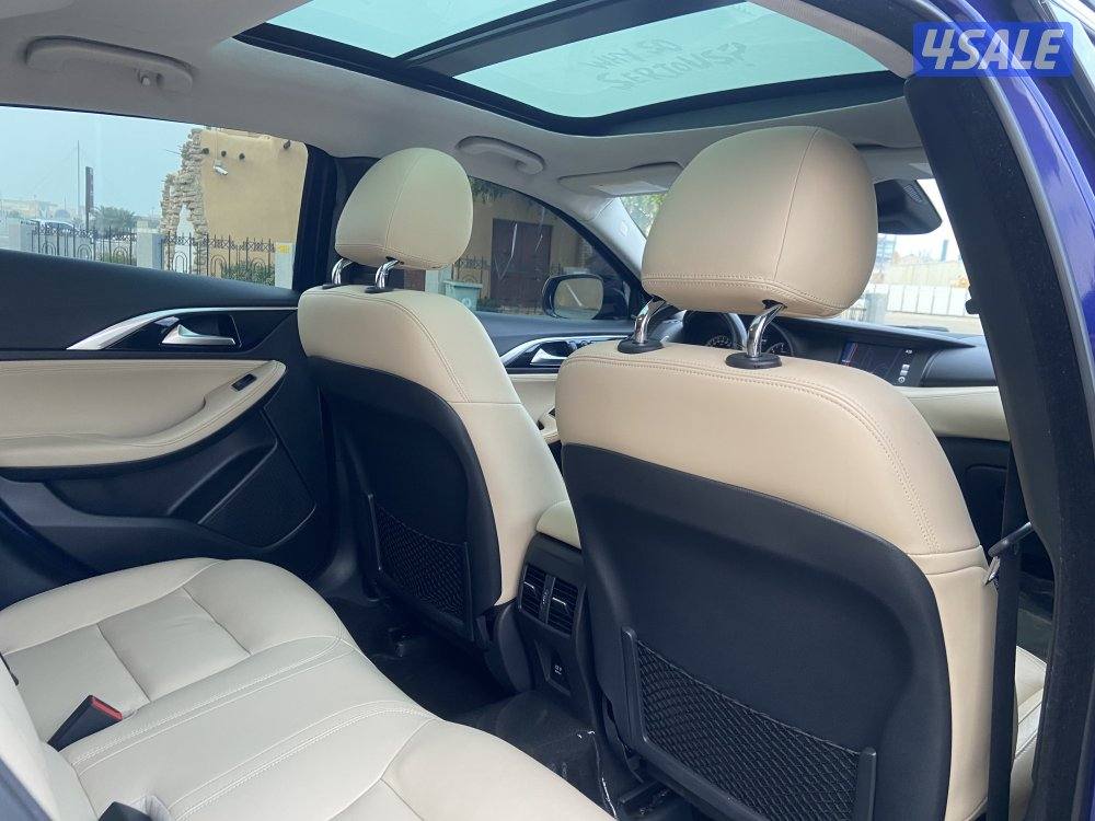 انفينتي Q30 موديل 2017 _عداد ٨٢9