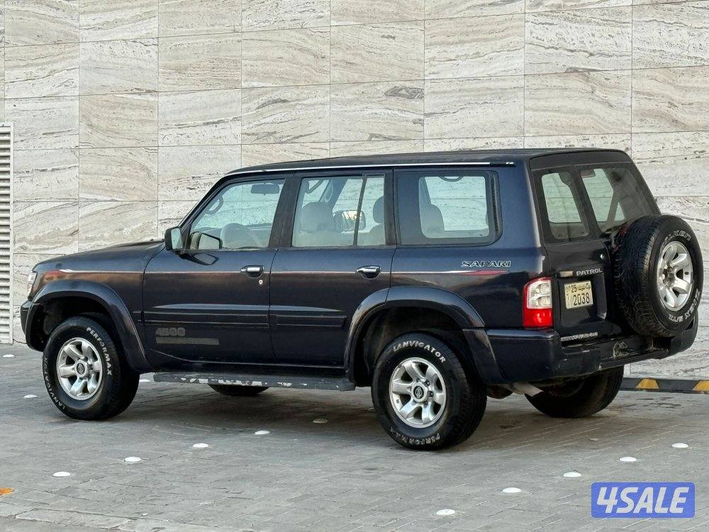 للبيع سفاري ٩٨ تماتيك1