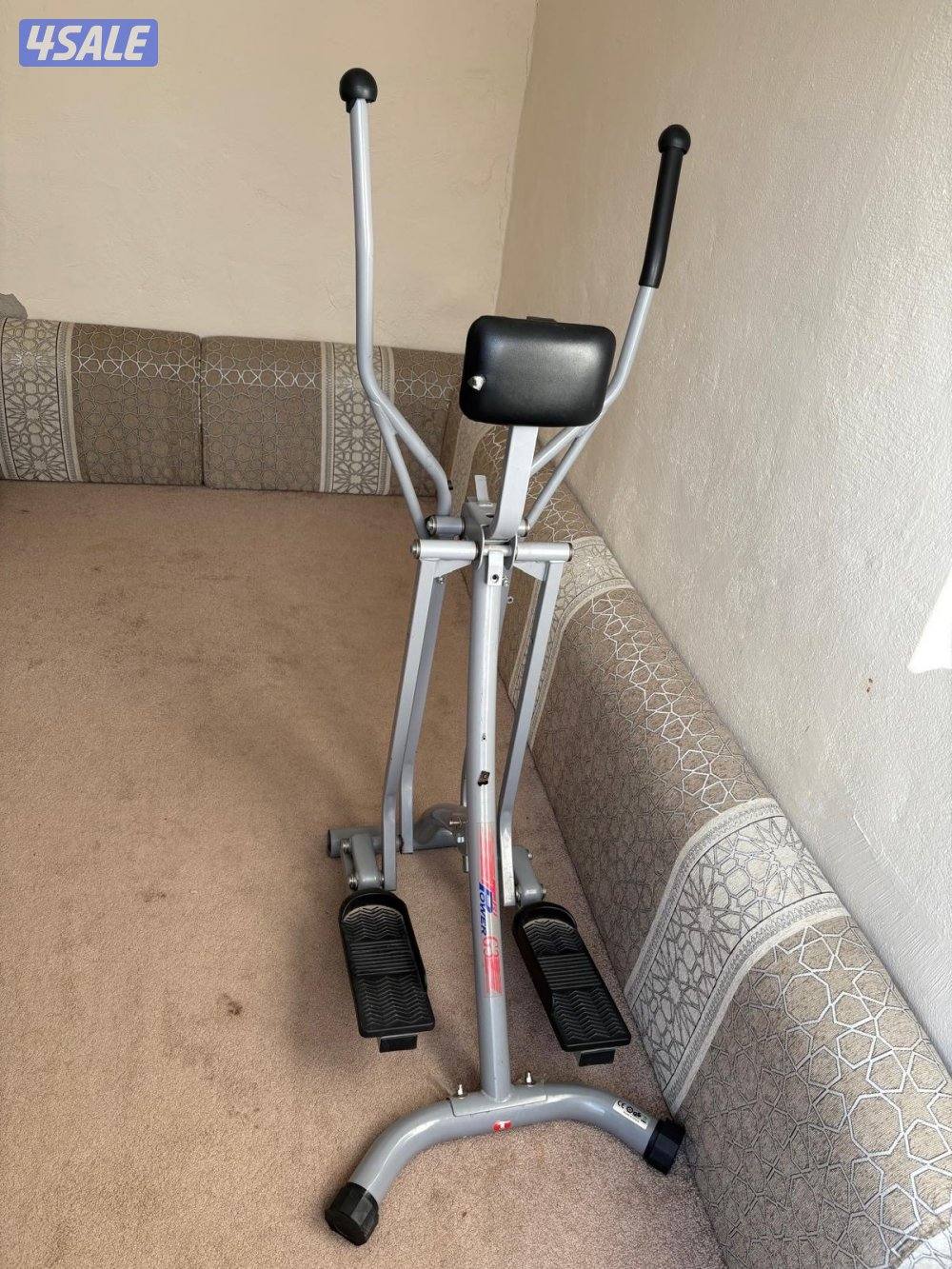 عندي جهاز غزال استعمال خفيف للتواصل واتس أب رسايل والنقل على الشاري0