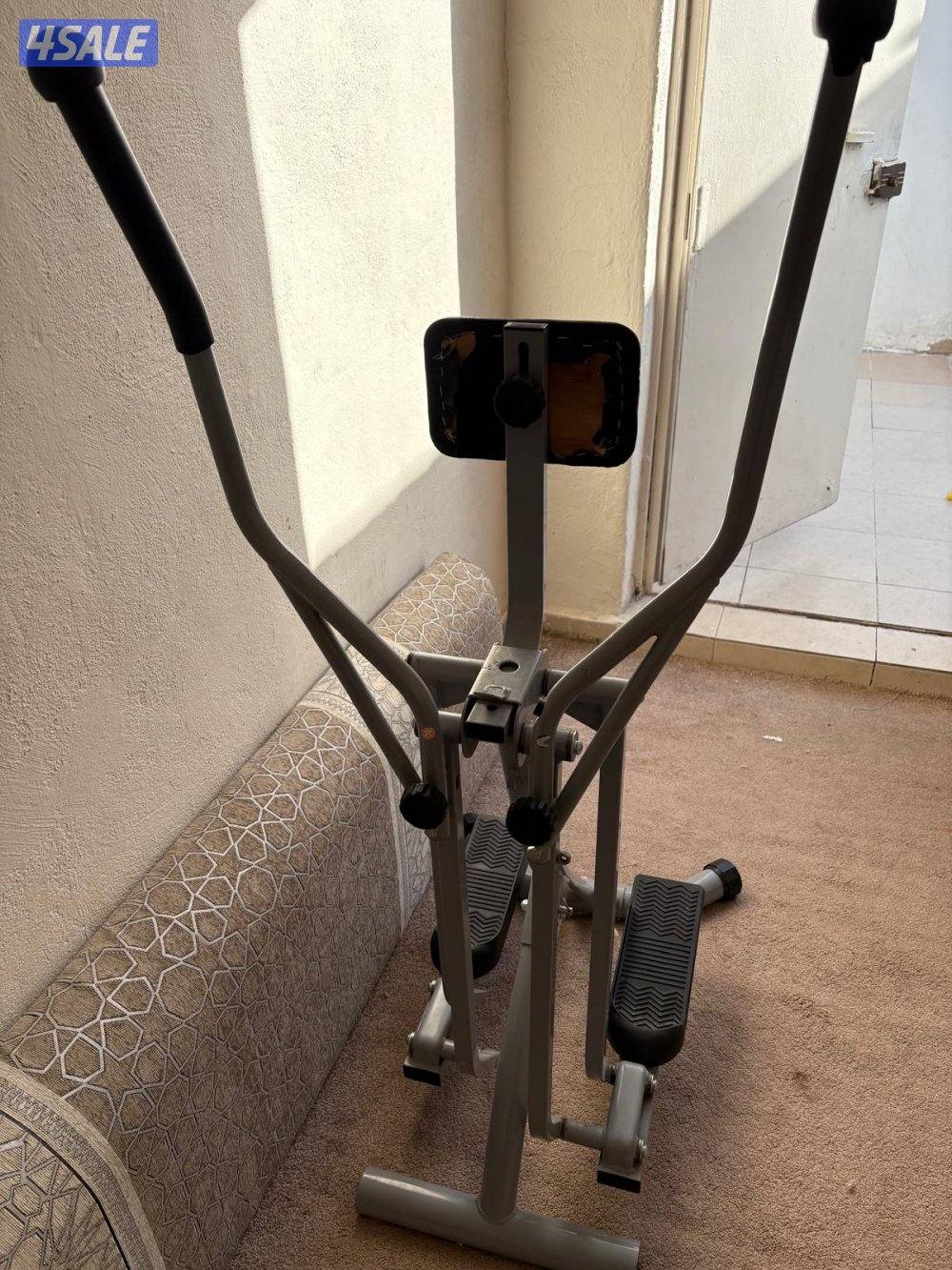 عندي جهاز غزال استعمال خفيف للتواصل واتس أب رسايل والنقل على الشاري1