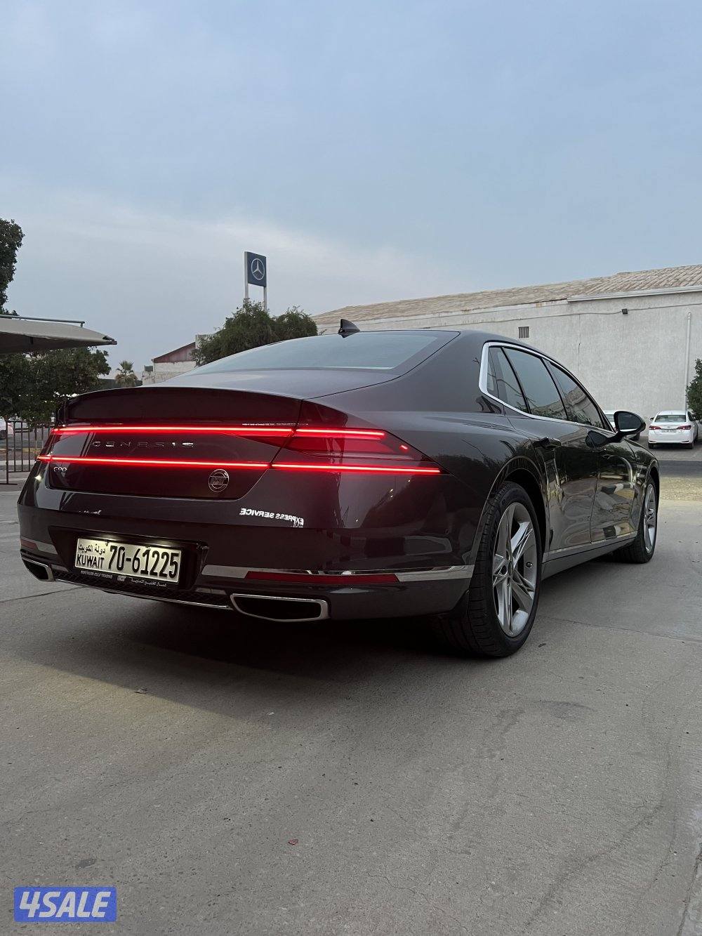 للبيع جينسس g90 ماشي 13 الف فقط1