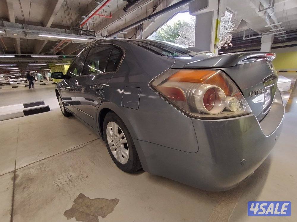 نيسان التيما 2012 نظيفة جدًا – أعلى فئة ومالك أول10