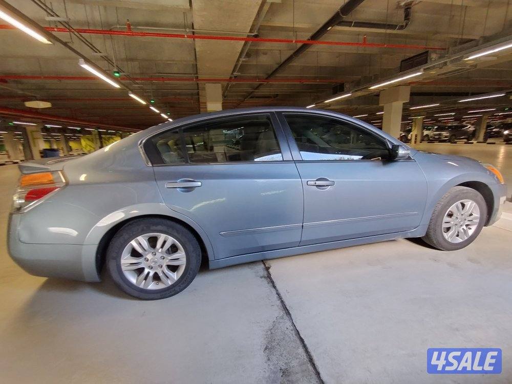 نيسان التيما 2012 نظيفة جدًا – أعلى فئة ومالك أول15