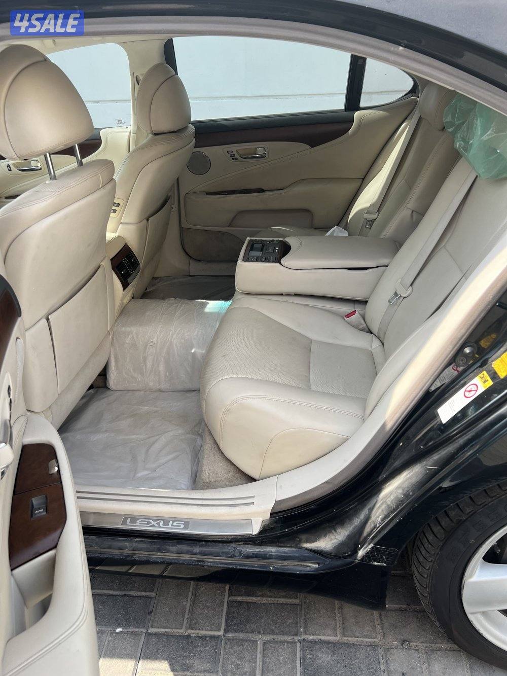للبيع لكزس ٤٦٠ لارج0