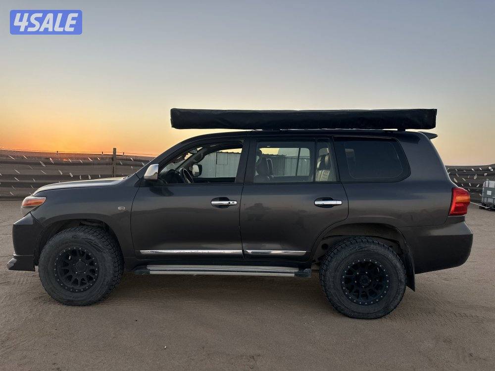 للبيع لاندكروزر ٢٠٠٩0