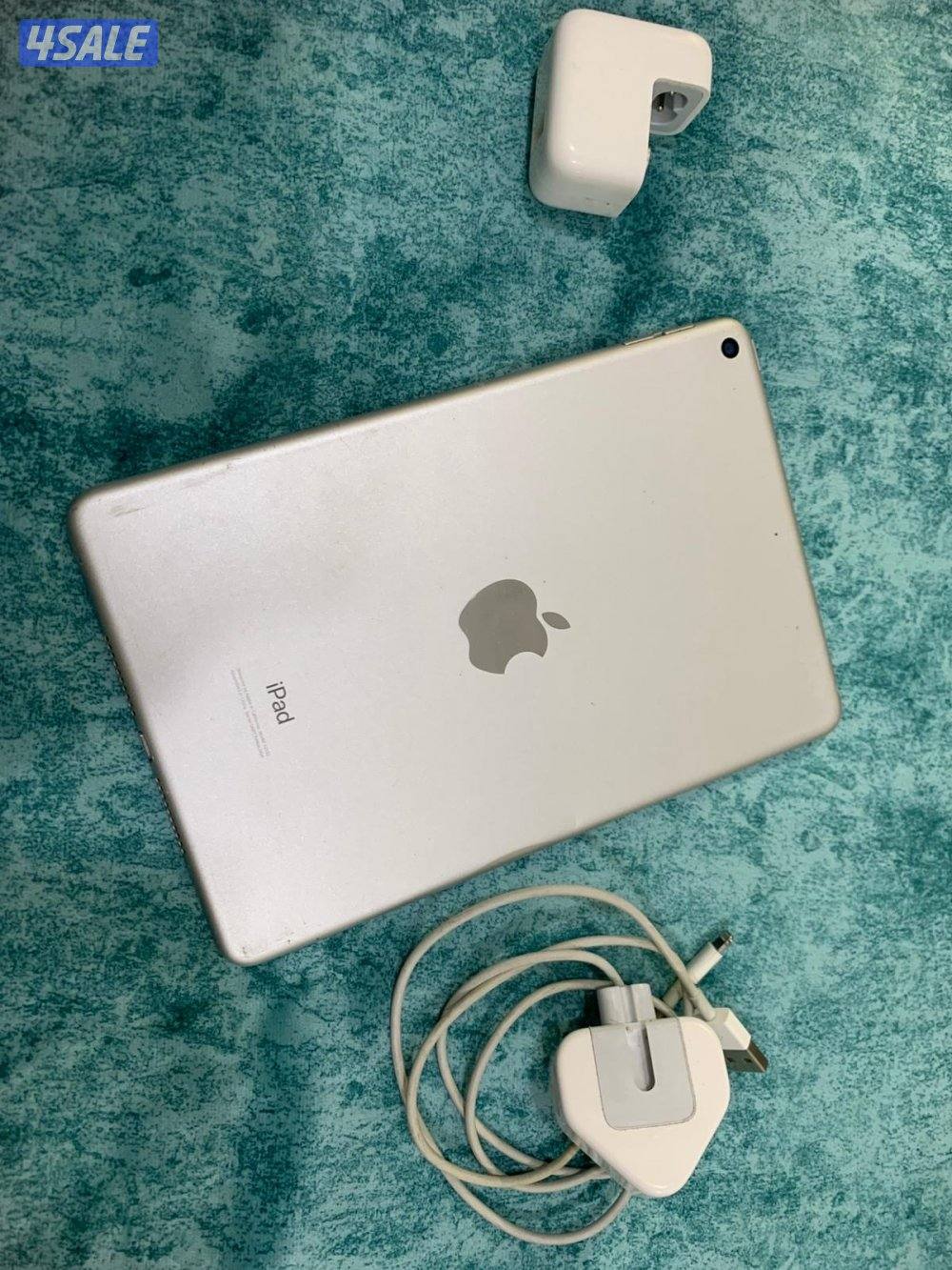 ايباد ابل ميني 5 الخامس 64 قيقا وبطارية 92 مو مع الاغراض5