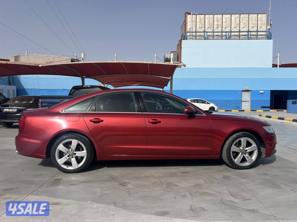 بحاله نادره Audi A6 ماشي ٨٧ الف1
