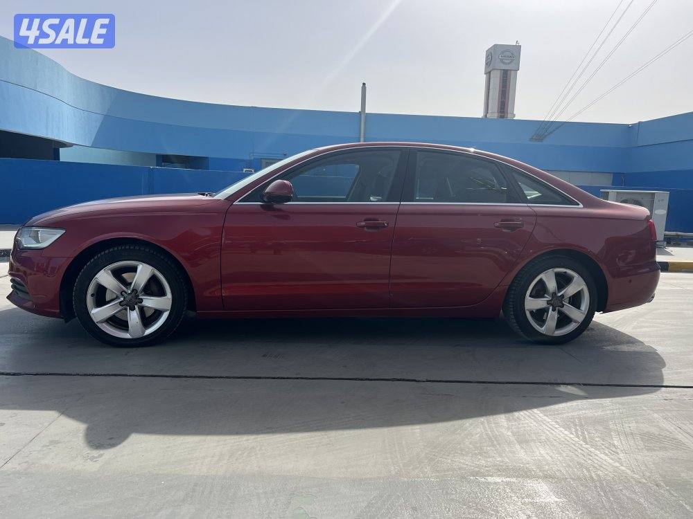 بحاله نادره Audi A6 ماشي ٨٧ الف6