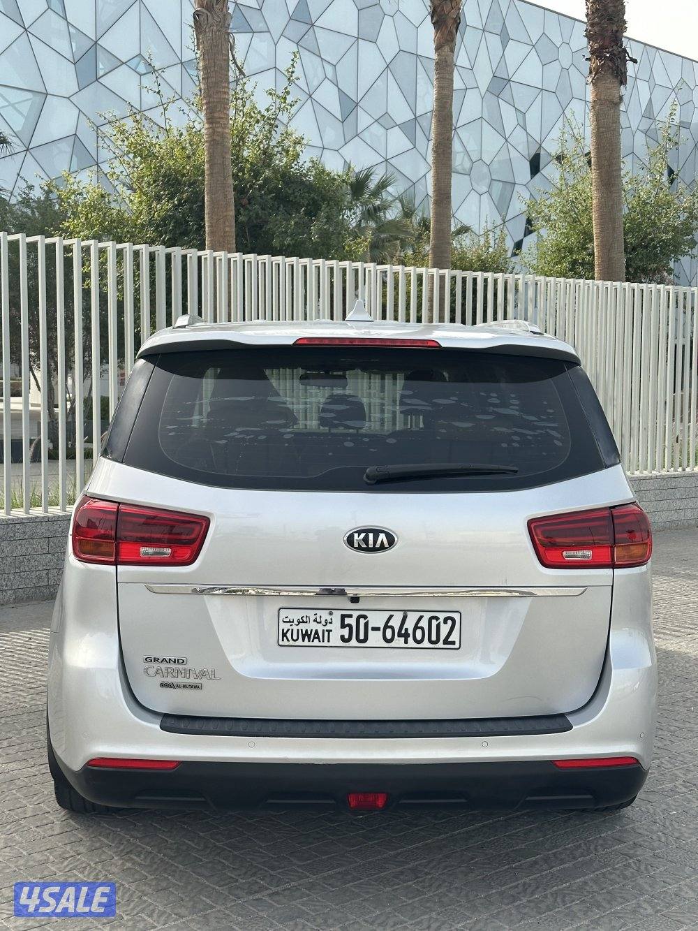 كيا كرنفال 2019 عداد 94  ألف سرفيس منتظم بالوكالة4