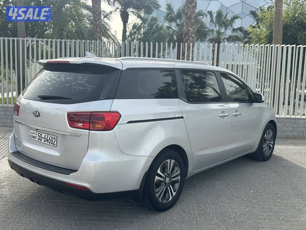 كيا كرنفال 2019 عداد 94  ألف سرفيس منتظم بالوكالة5