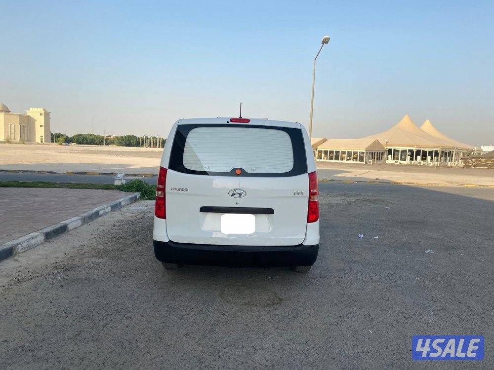 2017هيونداي  H1 ثــلاجــة1