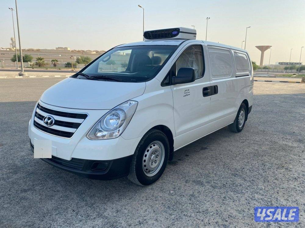 2017هيونداي  H1 ثــلاجــة5